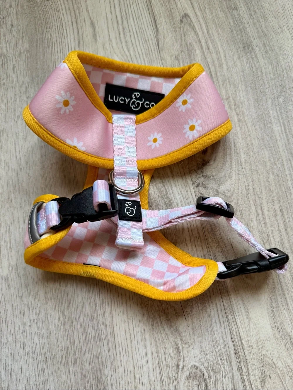 Lucy & Co. - Pink Daisy / Checkered Reversible - Dog / Pet Harness - size Small